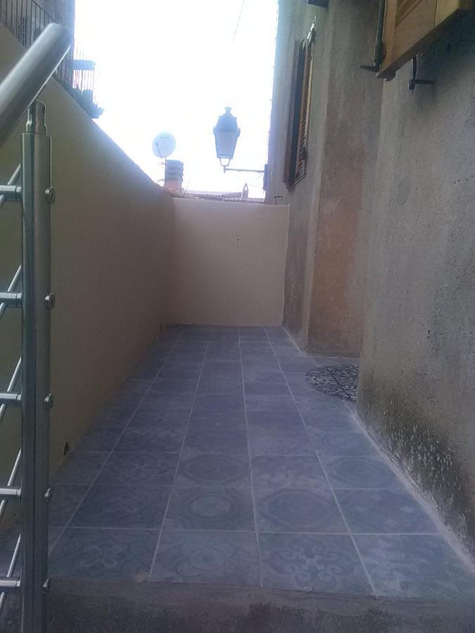 Charmant Petit Studio Proche Depart Gr20 كالينزانا المظهر الخارجي الصورة