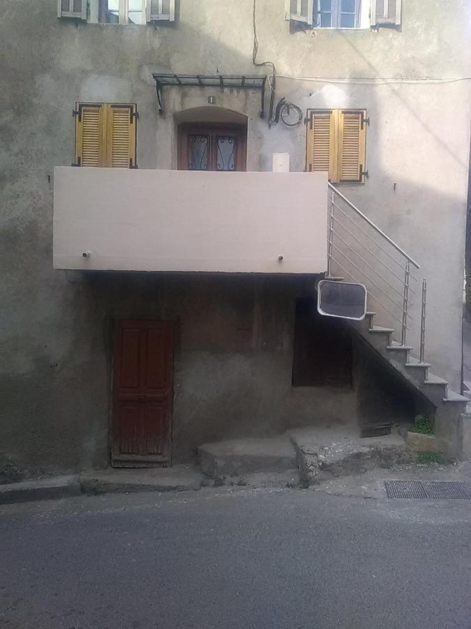 Charmant Petit Studio Proche Depart Gr20 كالينزانا المظهر الخارجي الصورة