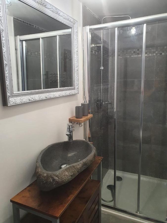 Charmant Petit Studio Proche Depart Gr20 كالينزانا المظهر الخارجي الصورة